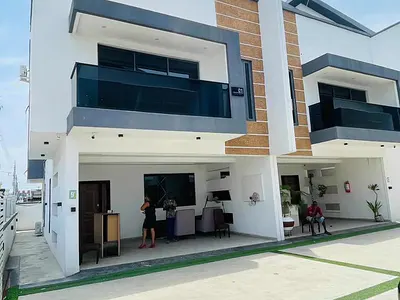 Luxury 4 Bedroom Terrace Duplex with BQ