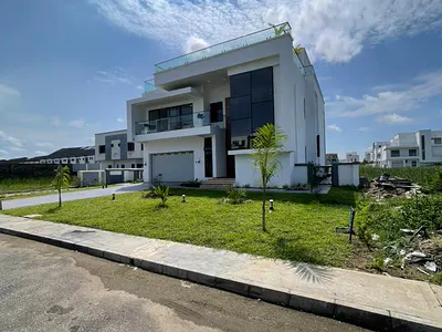 Contemporary 6 Bed Fully Detached Duplex with BQ, Pool, Gym, Cinema