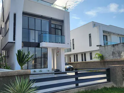 5 Bedroom Fully Detached Duplex with B/Q