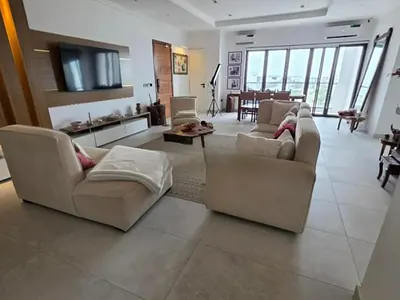 Luxury 3 Bedroom Apartment