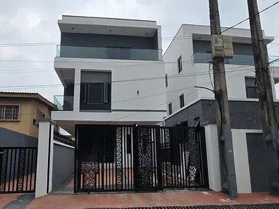 Distinguishly Stunning 4 Bedroom Fully Detached Duplex with BQ