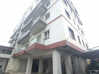 3 Bedroom Apartment with a Room BQ Spacious Living Room