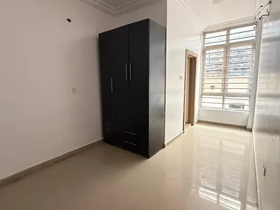 Spacious Room Shared Apartment