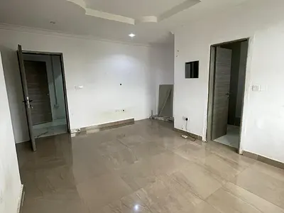 Spacious Studio Apartment