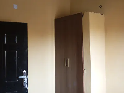 Well Renovated Selfcon Up and Down in an Estate