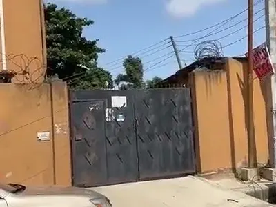 A 5-Bedroom Duplex Comprising with 3bedroom, 2bedroom, 1 Bedroom Etc