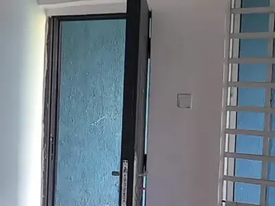 Spacious Upstairs Room Seifcon{ Video }