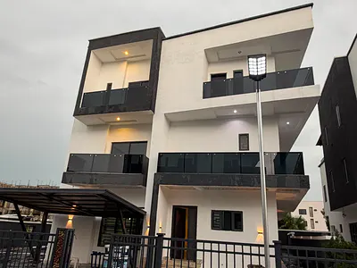 Luxury 6-Bedroom Fully Detached with BQ & Gym