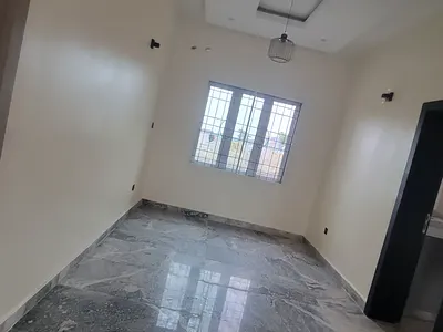 Spacious/Standard Three (3) Bedrooms Apartment with Good Fittings.