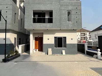 Very Spacious 5bedroom Detached Duplex with BQ and Pool