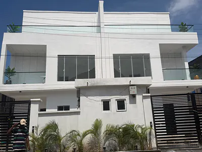 Luxury Finished 5 Bedroom Semi Detached Duplex