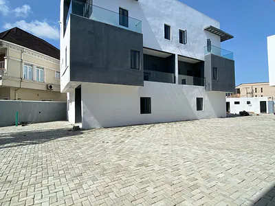 4 Bedroom Semidetached Duplex with BQ