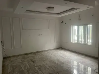 Well Maintained 3 Bedroom Terrace