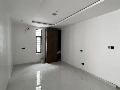 Luxury 2 Bedroom Apartment with Excellent Facility