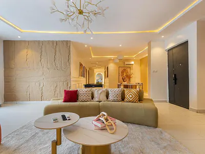 2 Bedroom Apartment with Swimming Pool, Gym, Snooker Board, Table T