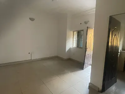 Luxury Newly Renovated Spacious Fully Interlocked Access Code Estate