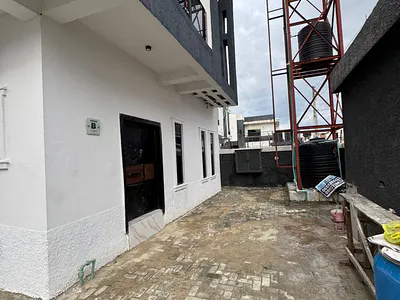 Luxury 4 Bedroom Detached Duplex with Excellent Facility