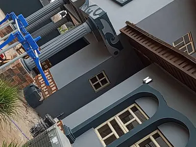 4 Bedroom Duplex & 4 Flats