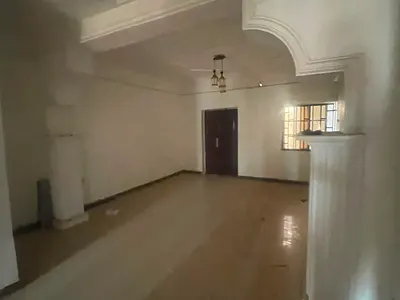 Well Spacious 5 Bedroom Flat on the Ground Floor