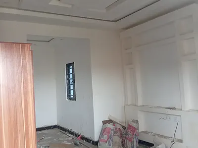 A Luxury 2 Bedroom in an Estate with Band a Power Supply