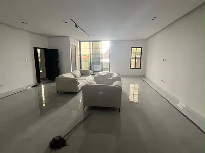 Brand New Luxury 4bedroom Flat