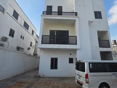 Contemporary 4 Bedroom Semi-Detached Duplex