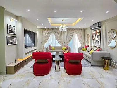 Waterfront Luxury 3-Bedroom Apartment