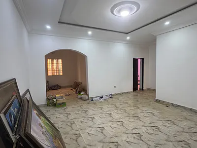 Spacious 3 Bedroom Flat