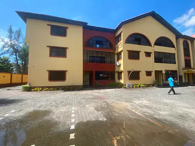 3 Bedroom Apartment with BQ