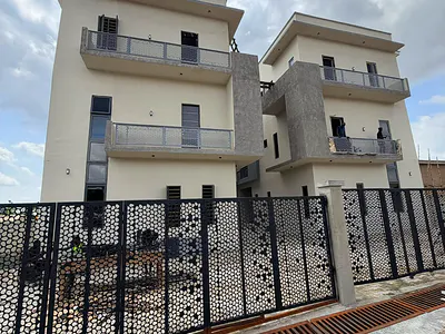 2 Bedroom Apartment Block of Flats