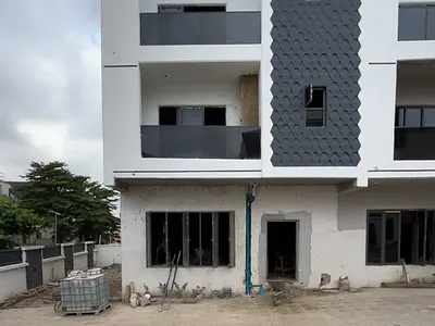 Luxury 4-Bedroom Luxury Terrace Duplex (Corner Piece)