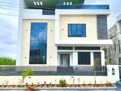 Fully Detached 6 Bedroom with 2 Rooms Bq, Swimming Pool Elevator Cinem