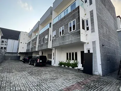 4bedroom Duplex