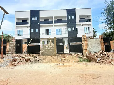 Exquisite 4-Bedroom Duplex with BQ and Private Compound