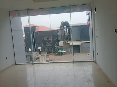 35SQMS Shop/Office Space