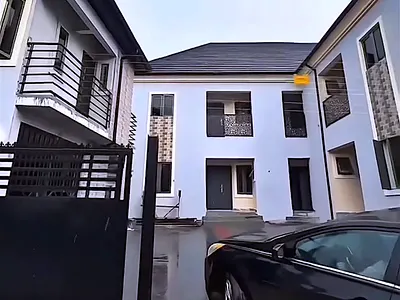 3 Units of Duplexes in a Secure Estate for Cooperate Tenants