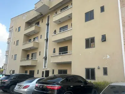 New 2-Bedroom Apartment