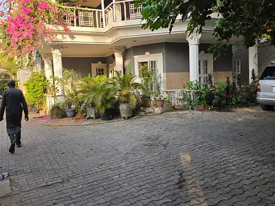 5 Bedrooms Fully Detached Mansion with BQS