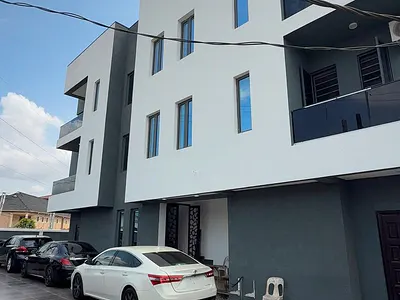 Luxury 2 Bedroom Maisonette