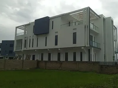 4 Bedrooms Semi Detached Duplex with a BQ