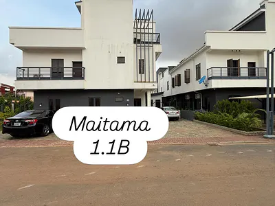 5 Bedroom Detached Duplex