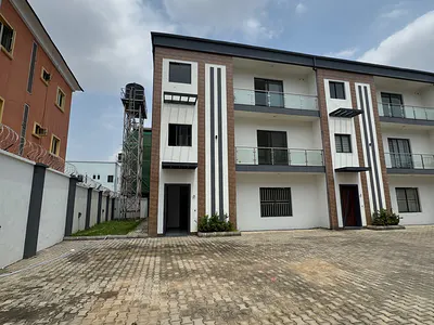 Pristine 5bedroom Terrace Duplex + 3living Room & BQ
