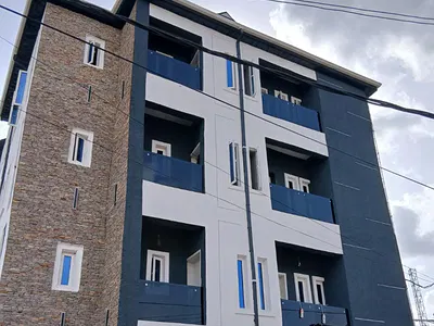 2 Bedroom Flat / Apartments