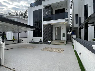 Luxury 5bedroom Fully Detached Duplex with Swimming Pool