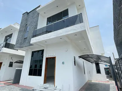 Modern 4 Bedroom Fully Detached Duplex with BQ