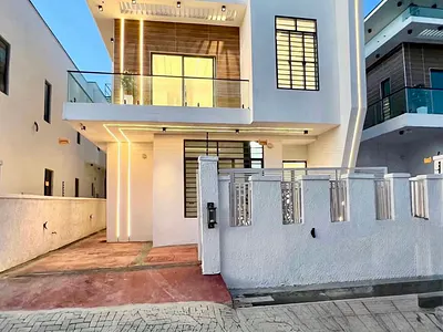 Brand New Luxury 5 Bedroom Fully Detached Duplex