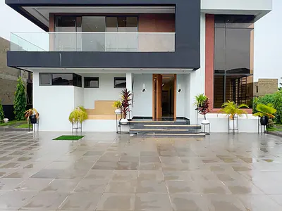 5 Bed Detached with Rooftop Terrace, Elevator, Pool, Cinema, Gym