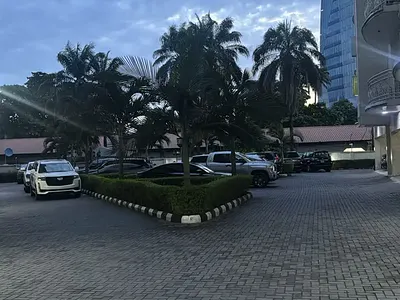 Fully Furnished 4 Bedroom Apartment.