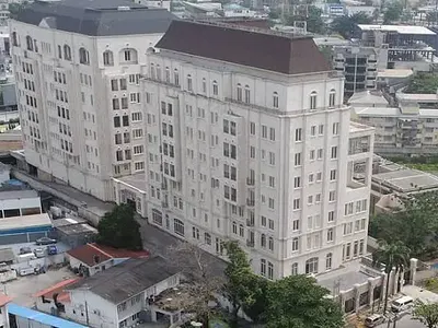 4 Bedroom Apartment + Double Swimming ‍️ + Elavator + ️‍️lounge