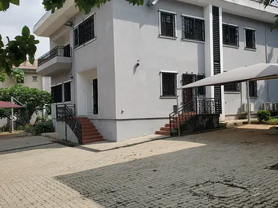 Luxury 4-Bedroom Semi-Detached Duplex with BQ